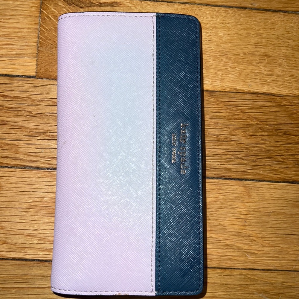 Kate Spade bifold wallet